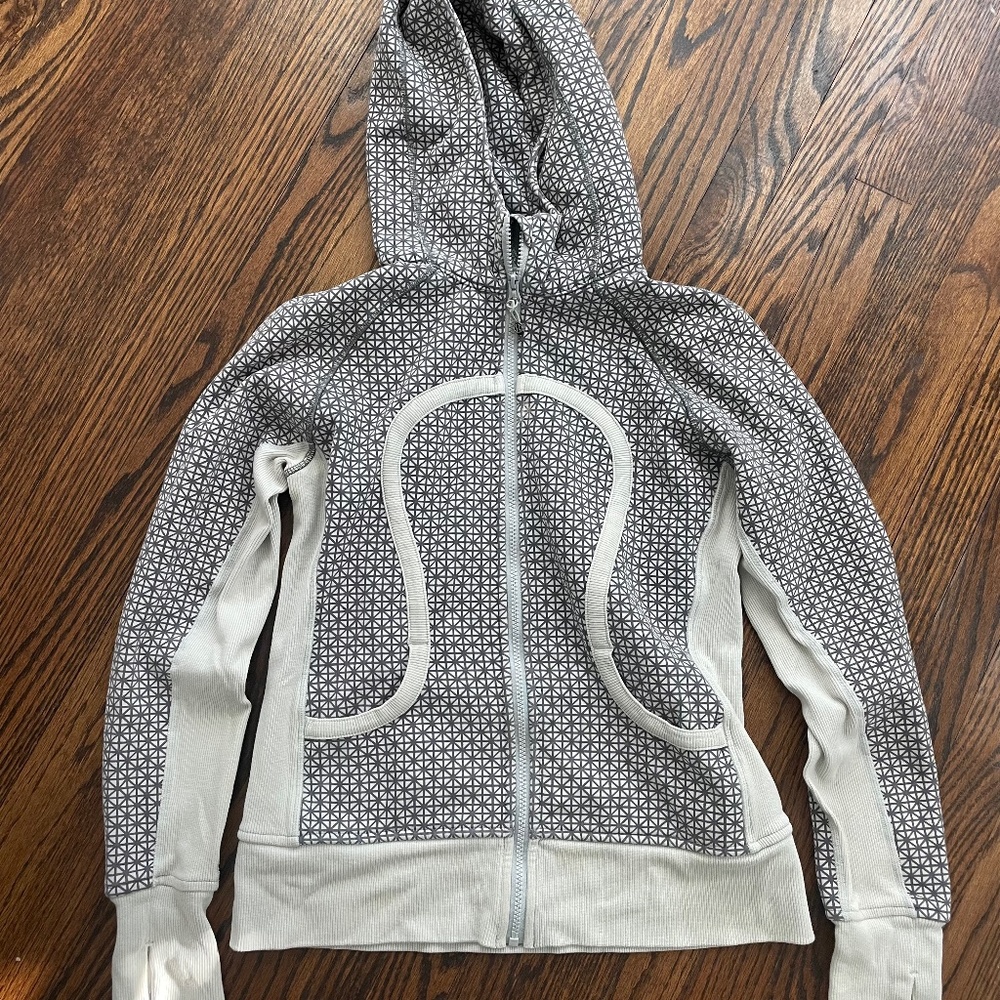 COPY - Lulu lemon zip up